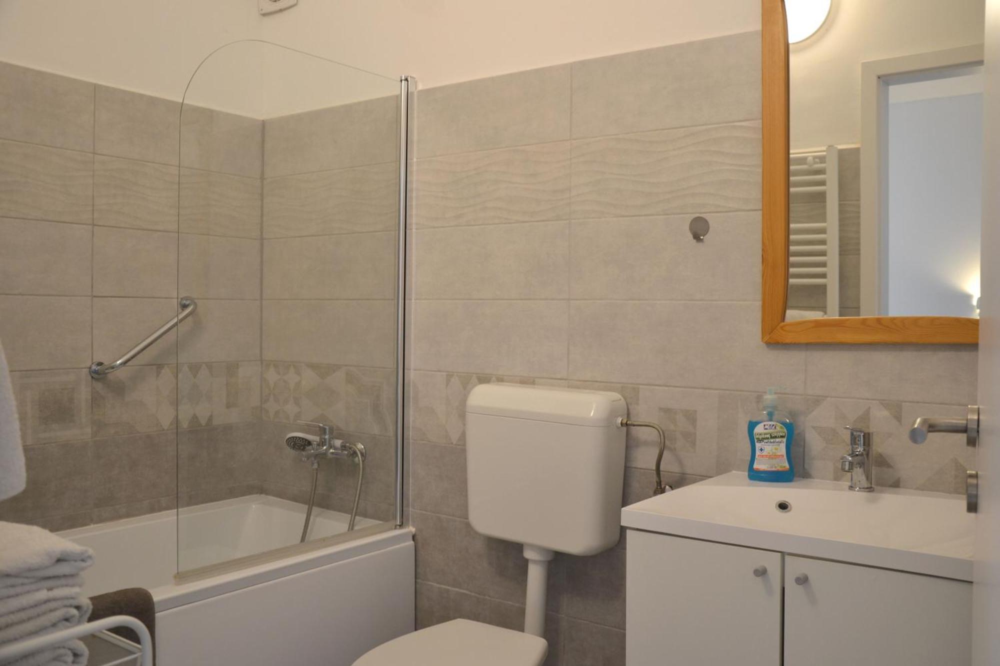 קסזטלי Akvamarin Apartman מראה חיצוני תמונה