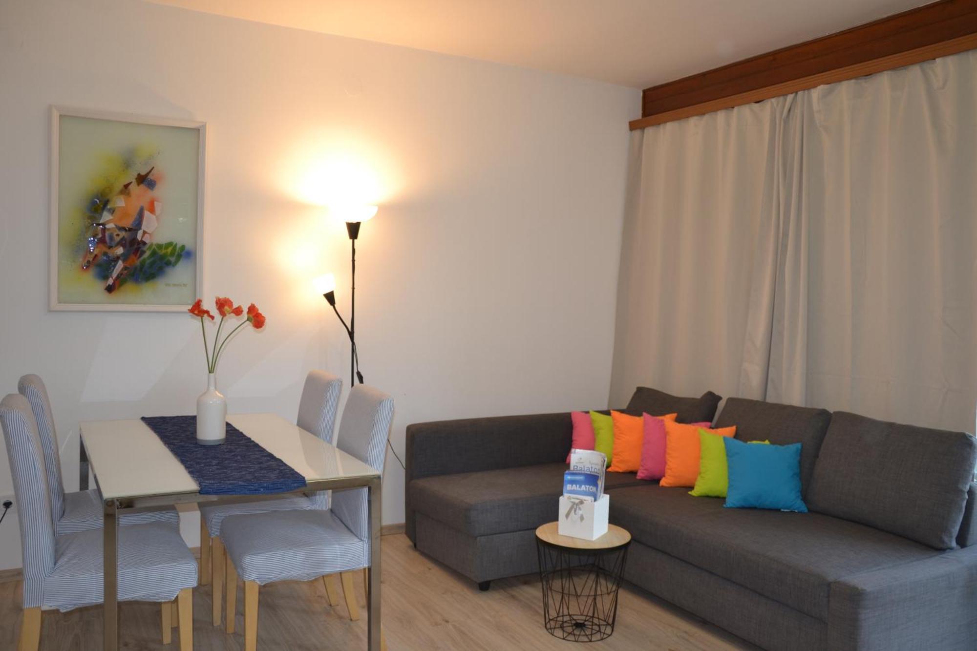 קסזטלי Akvamarin Apartman מראה חיצוני תמונה