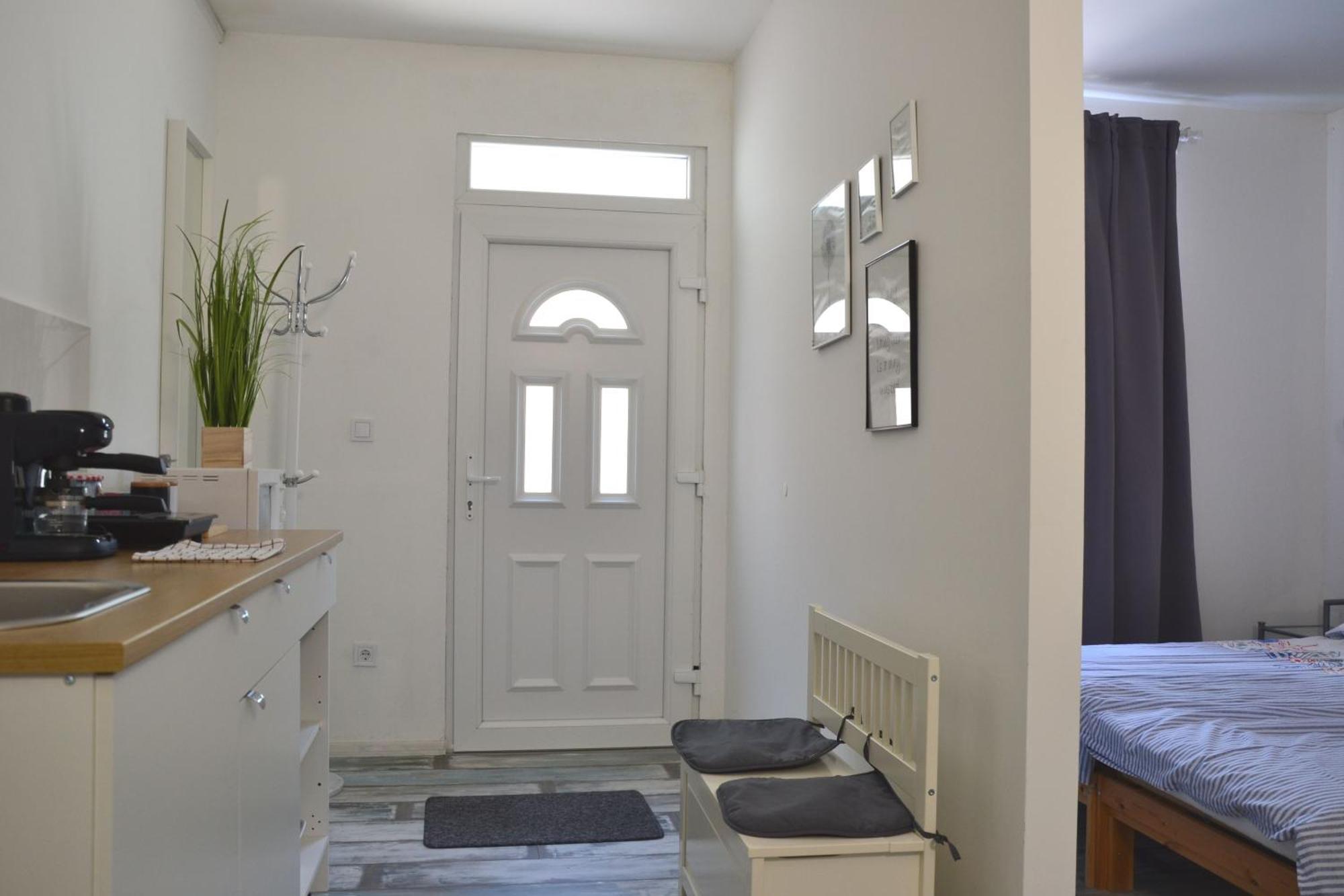קסזטלי Akvamarin Apartman מראה חיצוני תמונה
